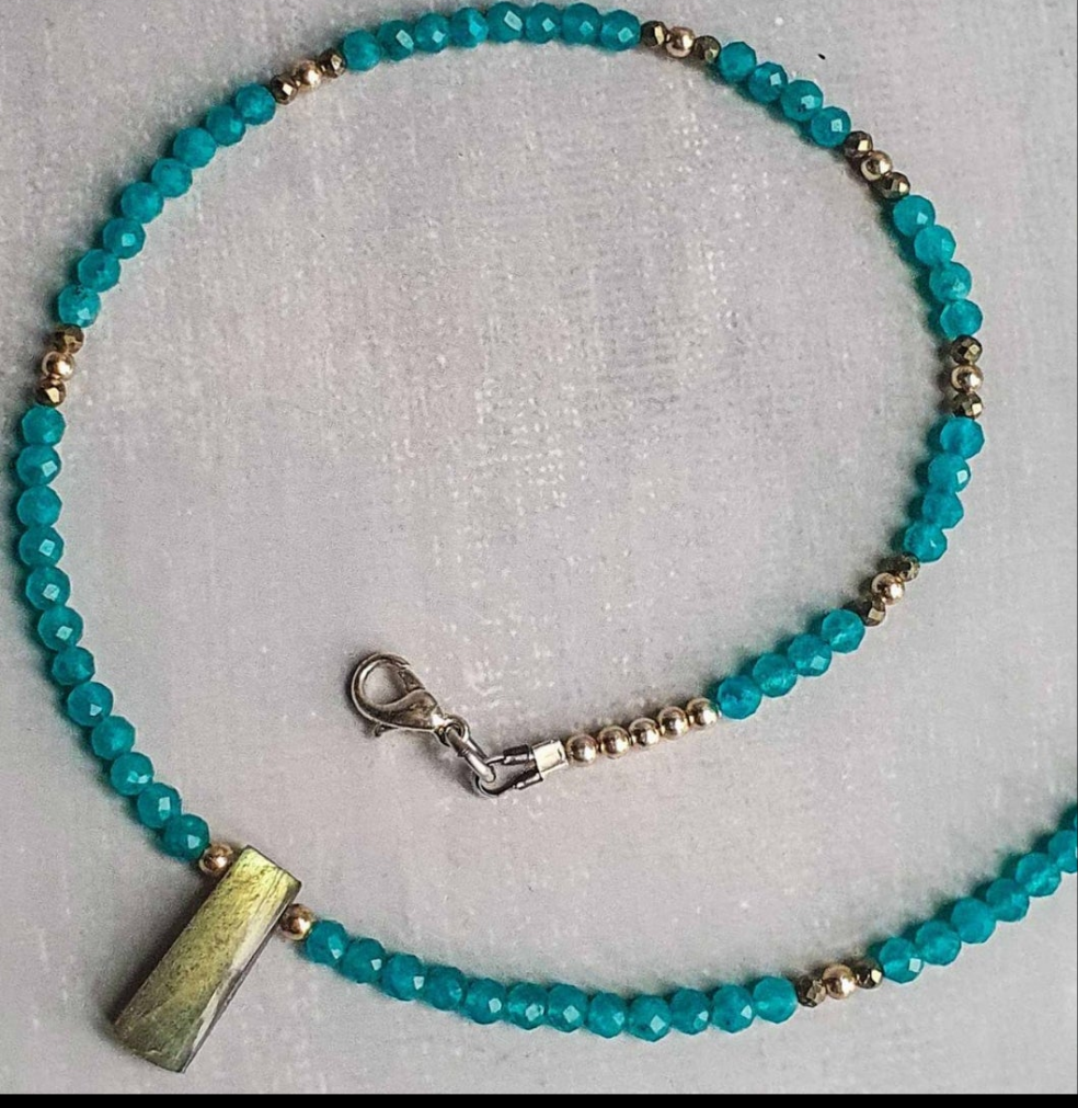 Apatite Labradorite Glow Collar