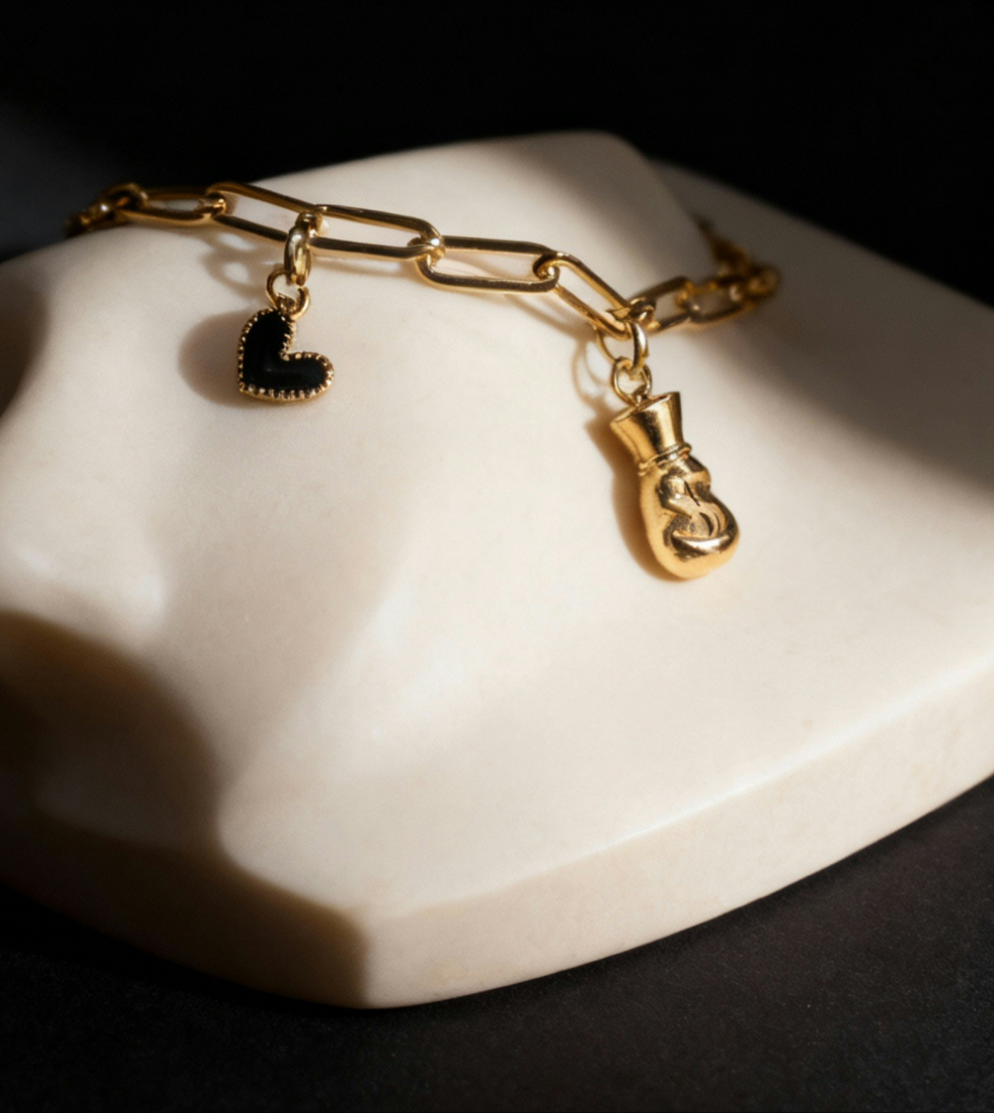 Black Heart Boxing Charm – Locked Curated Bracelet