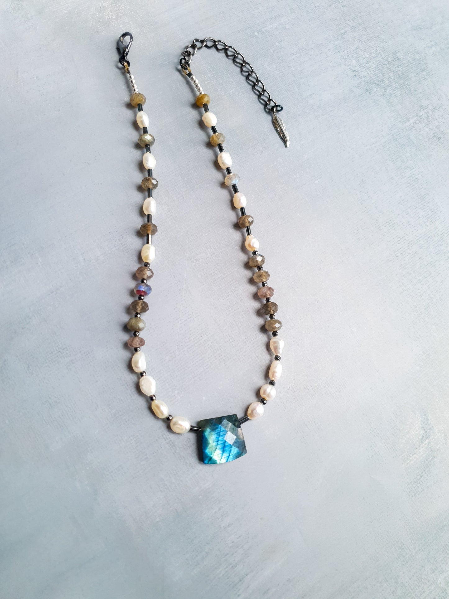 Labradorite Luxe - Tranquility Treasures Necklace