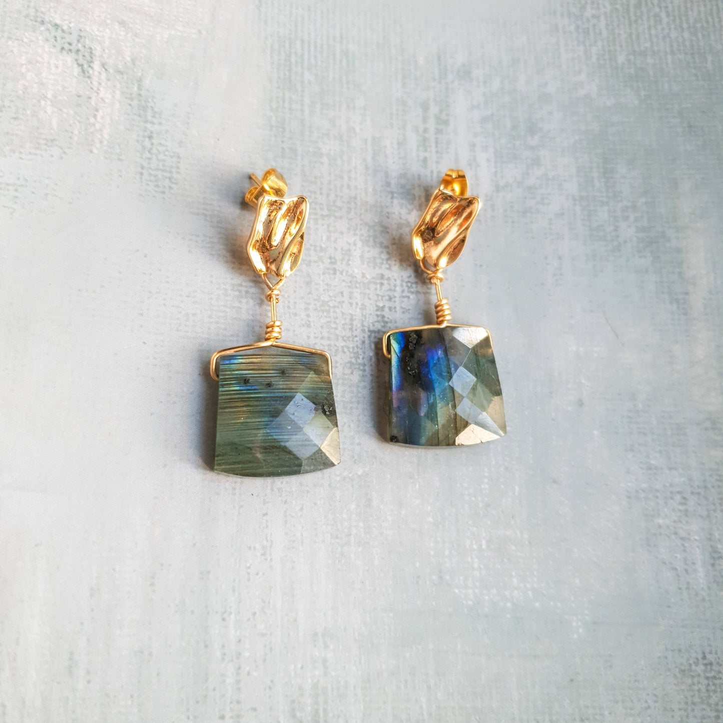 Luxe Labradorite Golden Cuboid Earrings