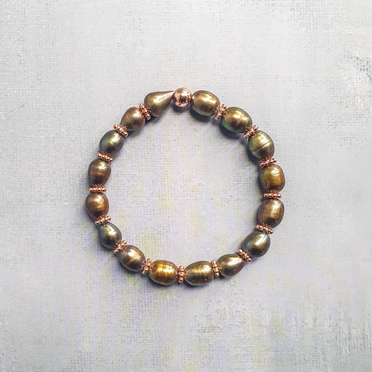 Golden Glow Pearl Bracelet