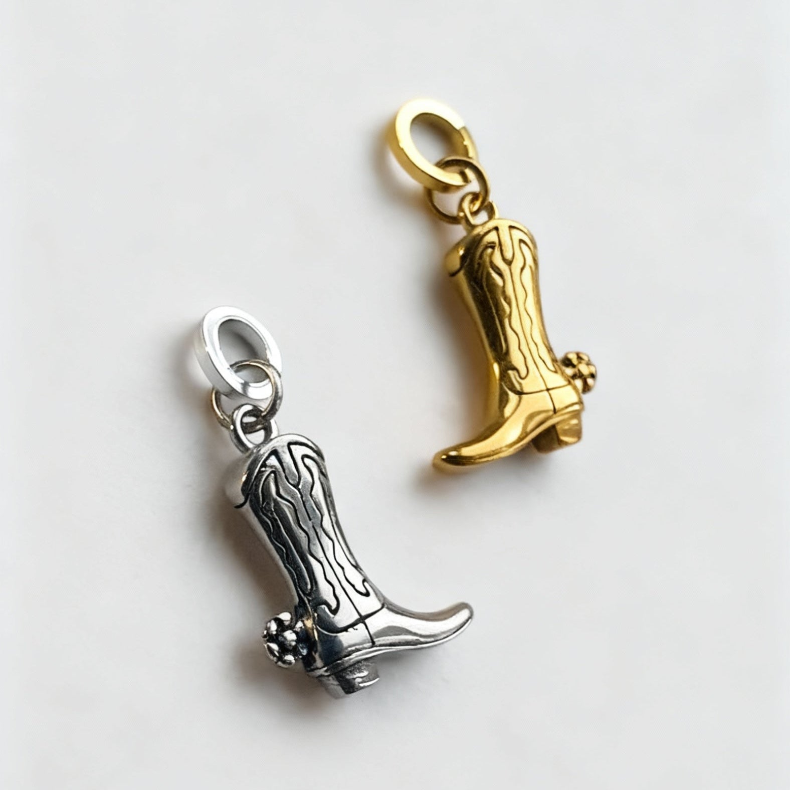 Icon Boot Charm Gold