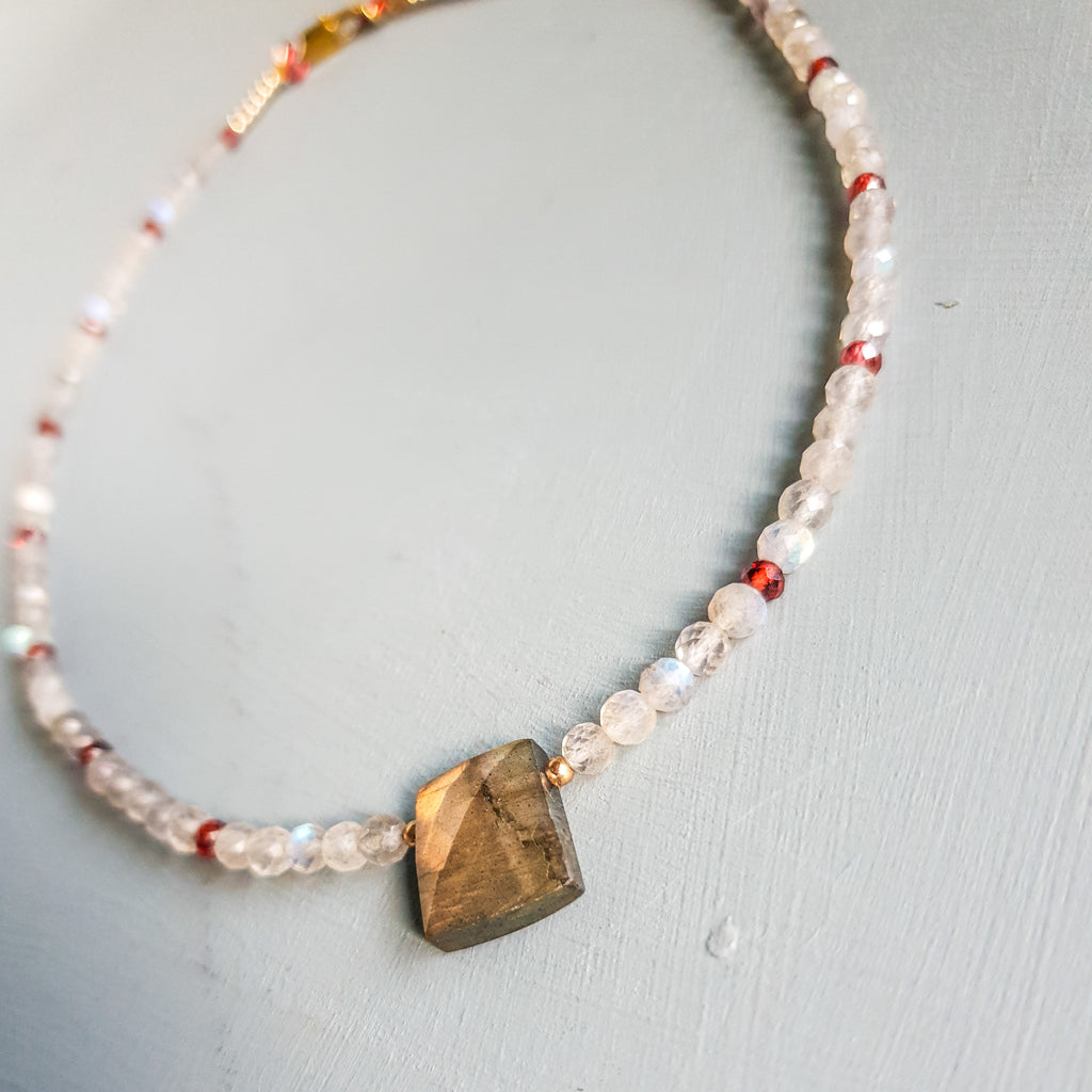 Golden Flash Labradorite Centrepiece Necklace with Labradorite, Garnet & Evil Eye Charm