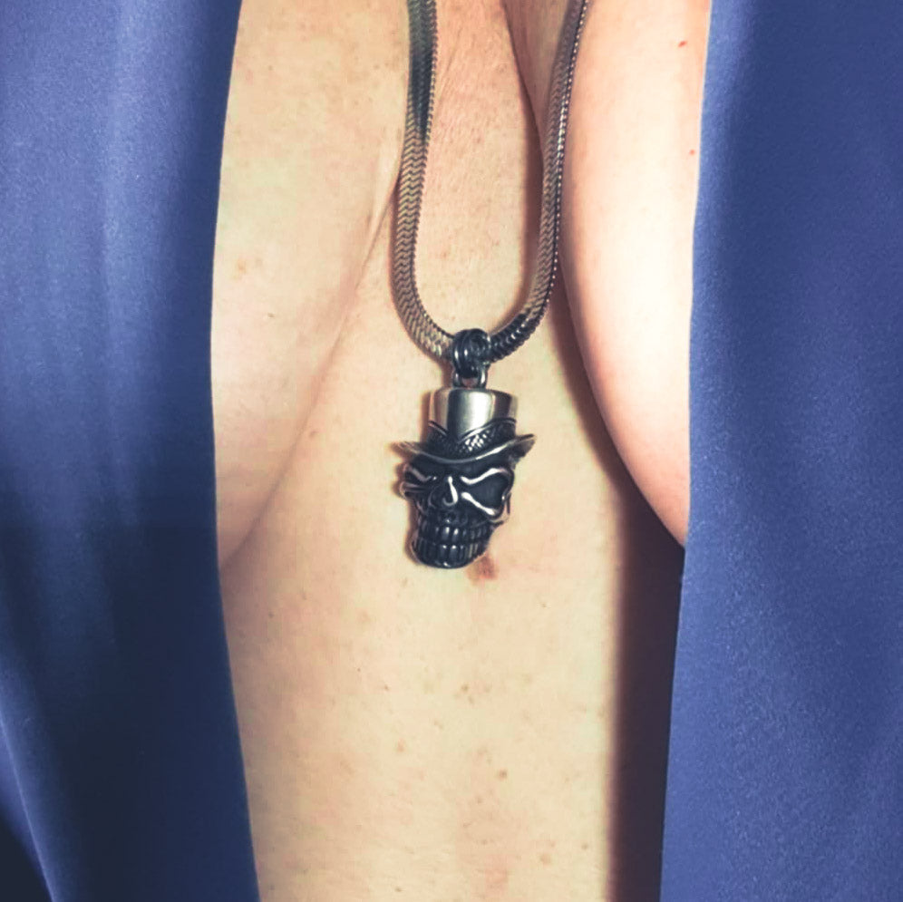 Top Hat Skull Charm