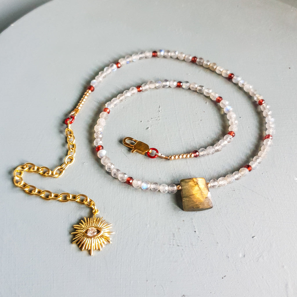 Golden Flash Labradorite Centrepiece Necklace with Labradorite, Garnet & Evil Eye Charm