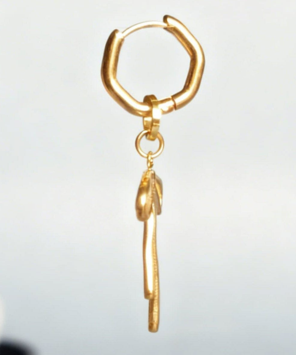 Statement Gold Bow Classic Hex  Huggy