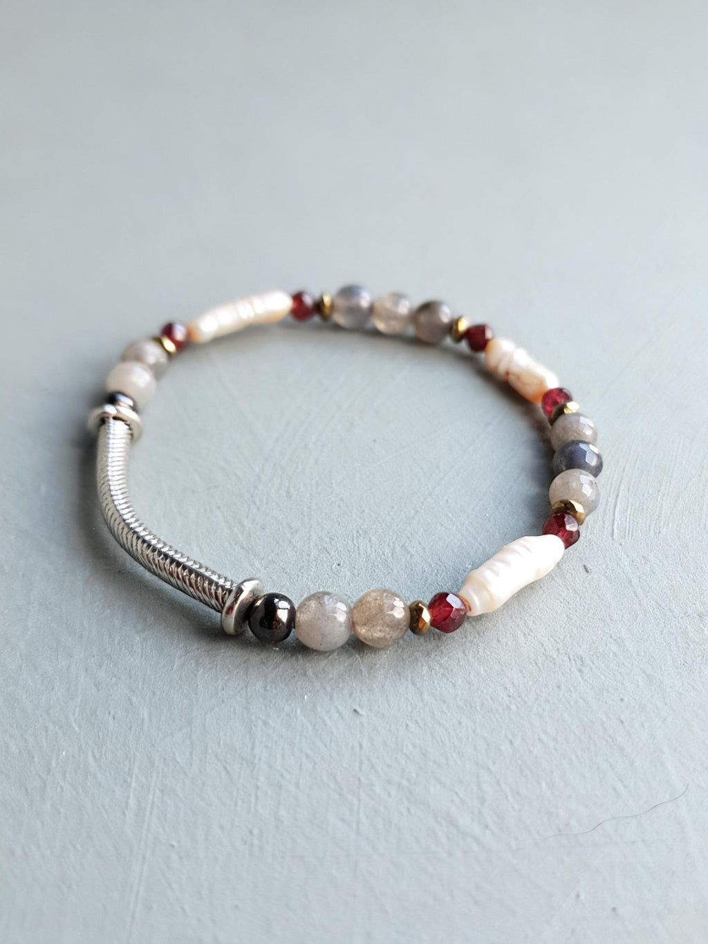 Labradorite Garnet Pyrite Freshwater Pearl with bar Beaded Stretch Bracelet
