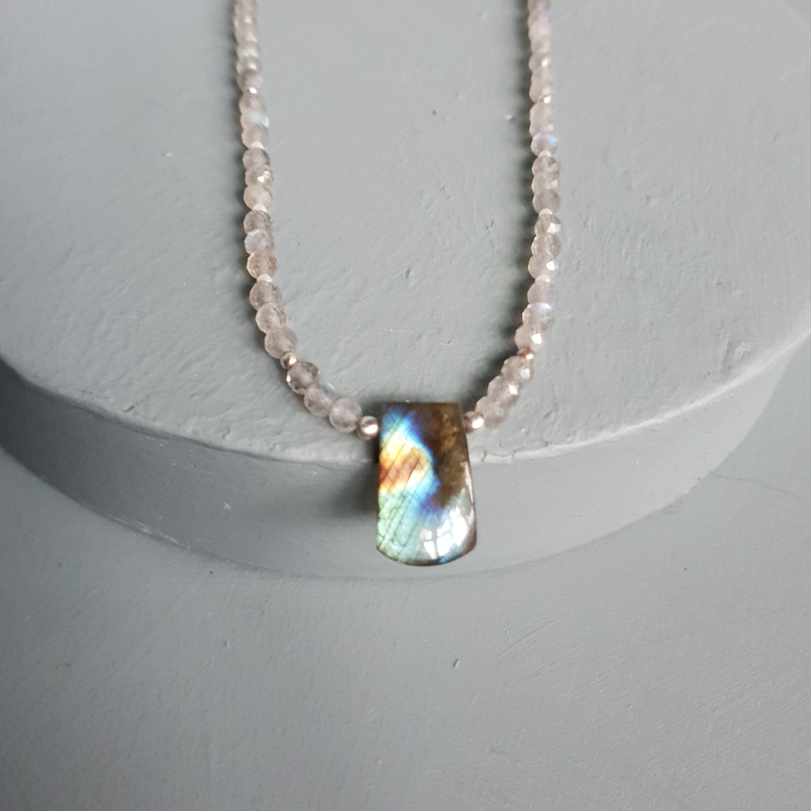 Rainbow Labradorite Centrepiece Necklace with Freshwater Pearls & Silver Accents