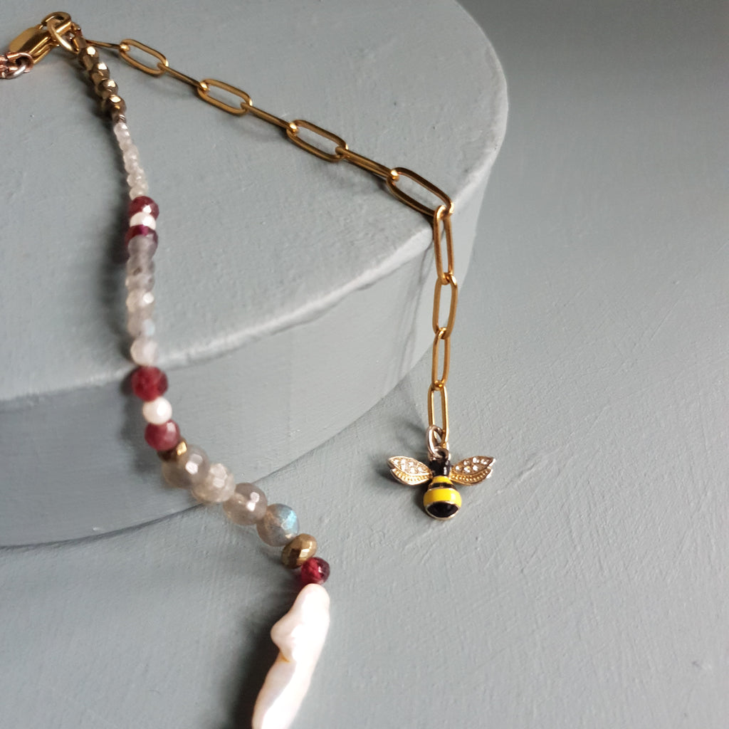 Labradorite, Garnet & Freshwater Pearl Gemstone Necklace – Extended Princess Length