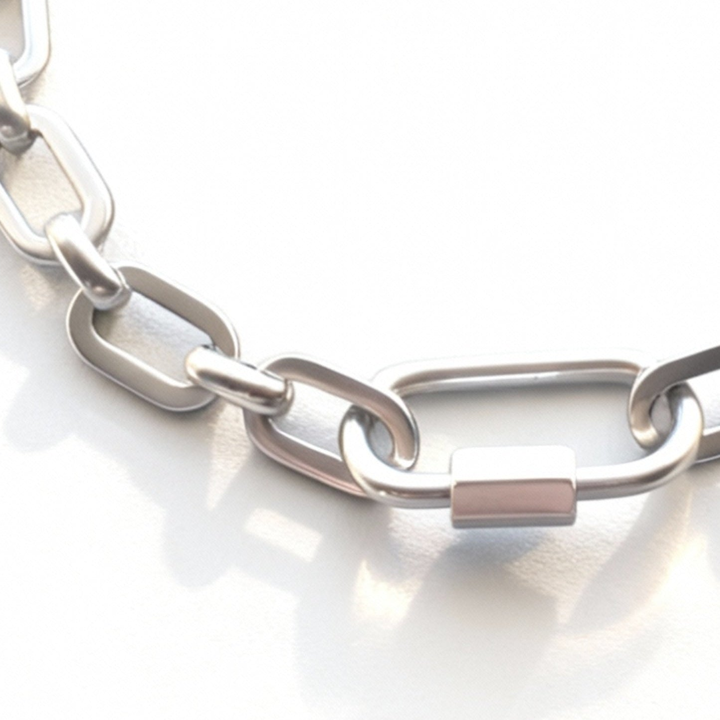 Link Bracelet with Statement Lock - Stainless Steal