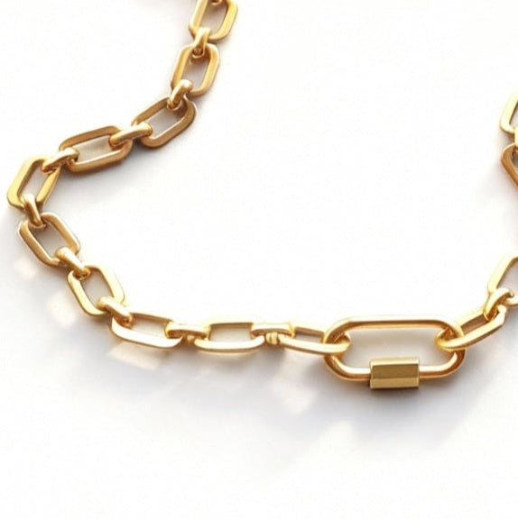 Link chain Gold Necklace with Lock