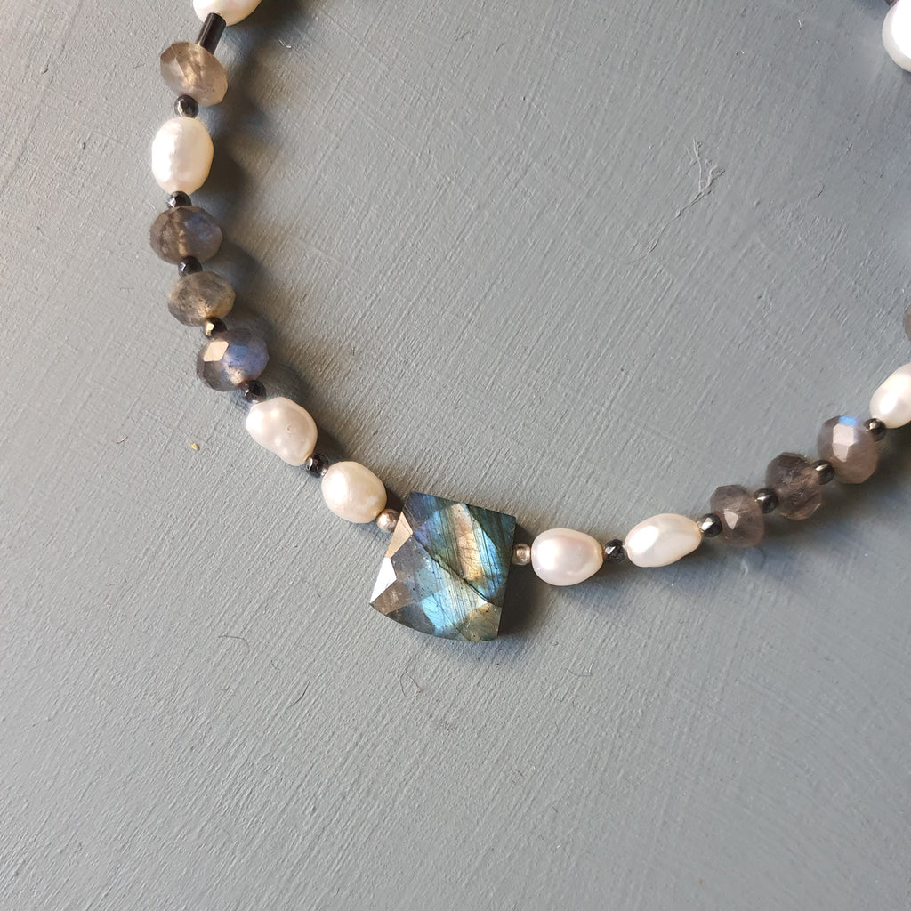 Labradorite, Freshwater Pearl & Black Spinel Gemstone Anklet