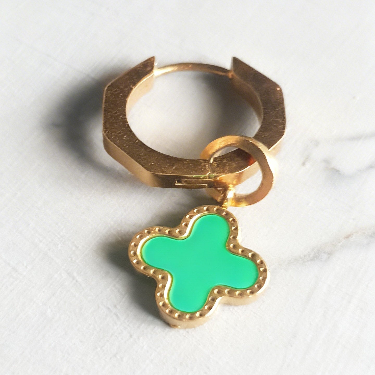 Emerald Clover Huggy Statement Hex Huggie