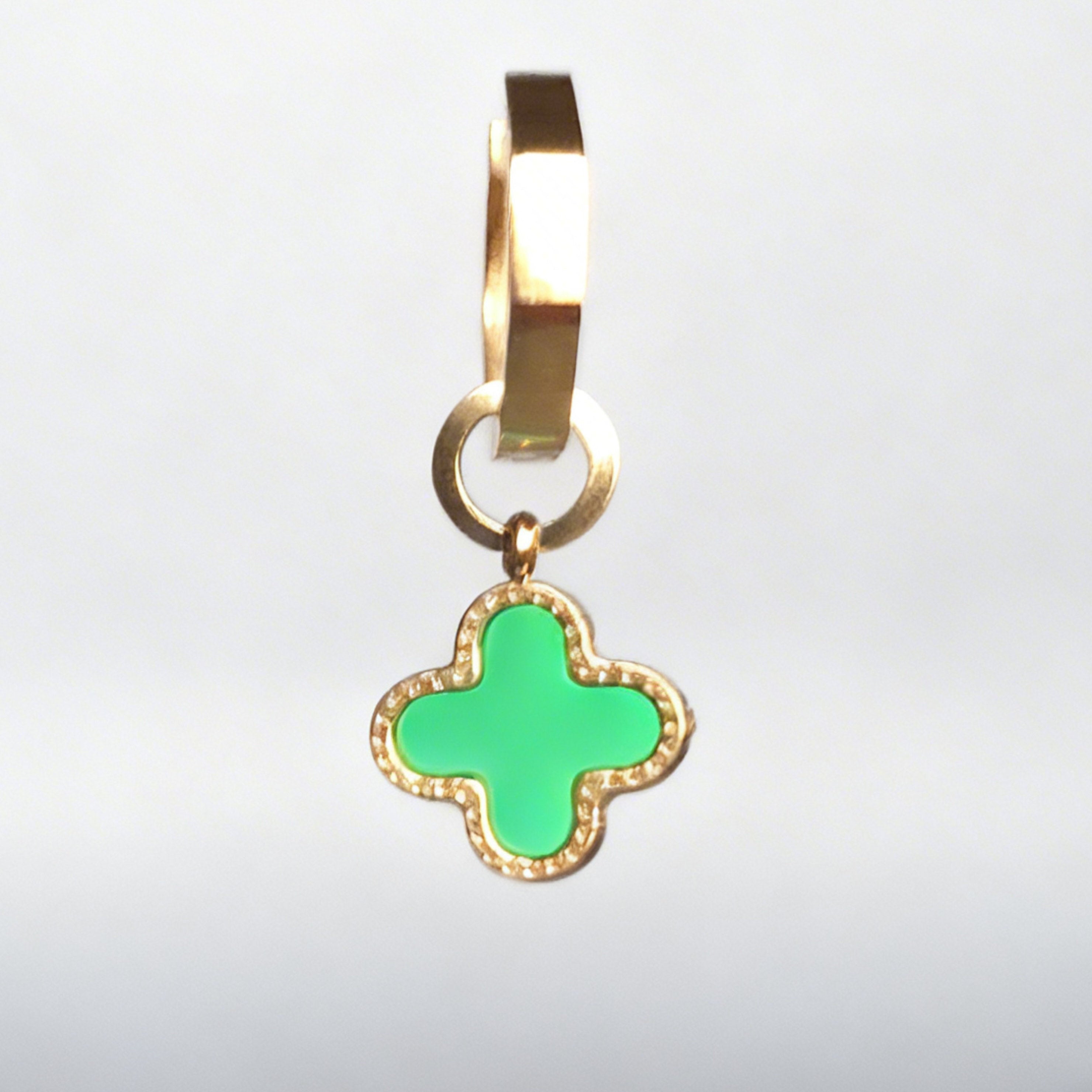 Emerald Clover Huggy Statement Hex Huggie