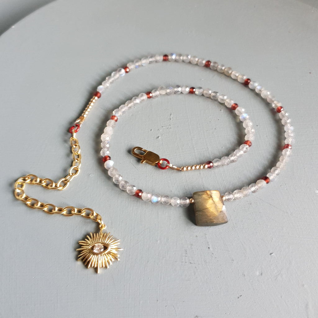 Golden Flash Labradorite Centrepiece Necklace with Labradorite, Garnet & Evil Eye Charm
