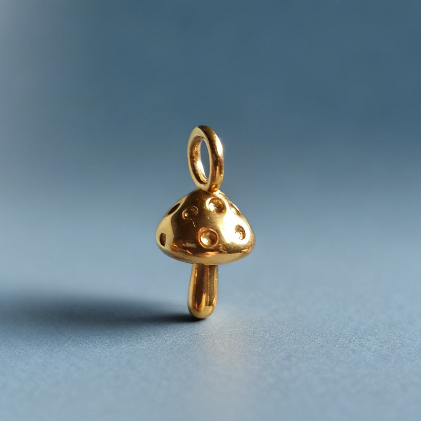 Golden Toadstoll Charm