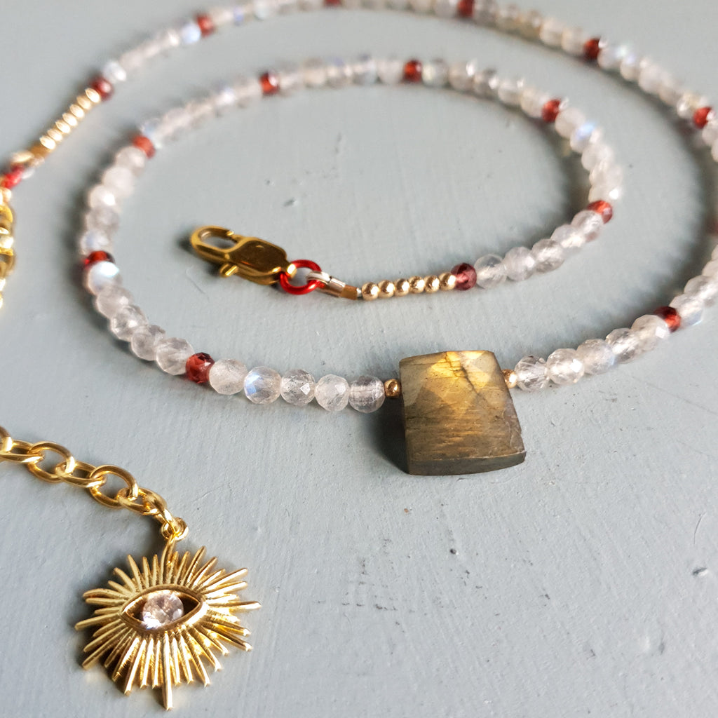 Golden Flash Labradorite Centrepiece Necklace with Labradorite, Garnet & Evil Eye Charm