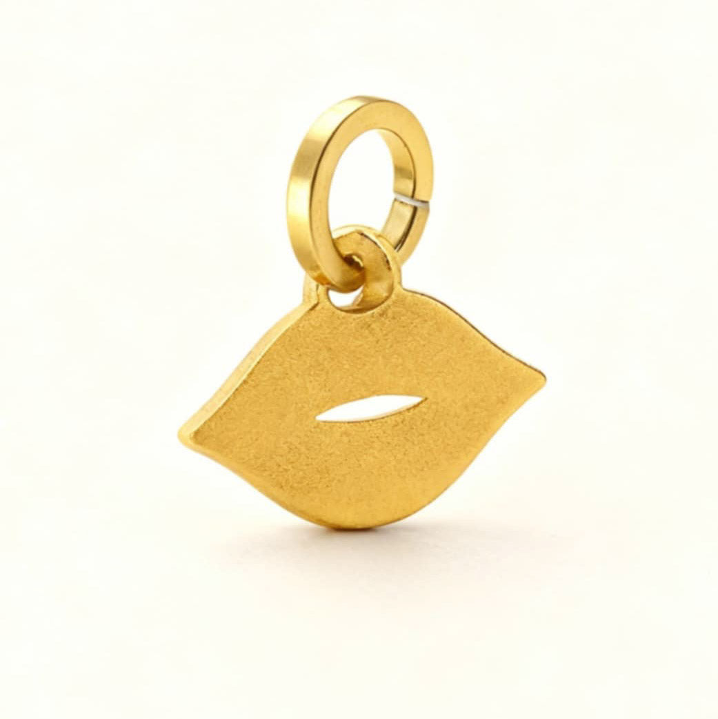 Scarlet Kiss Lip Charm