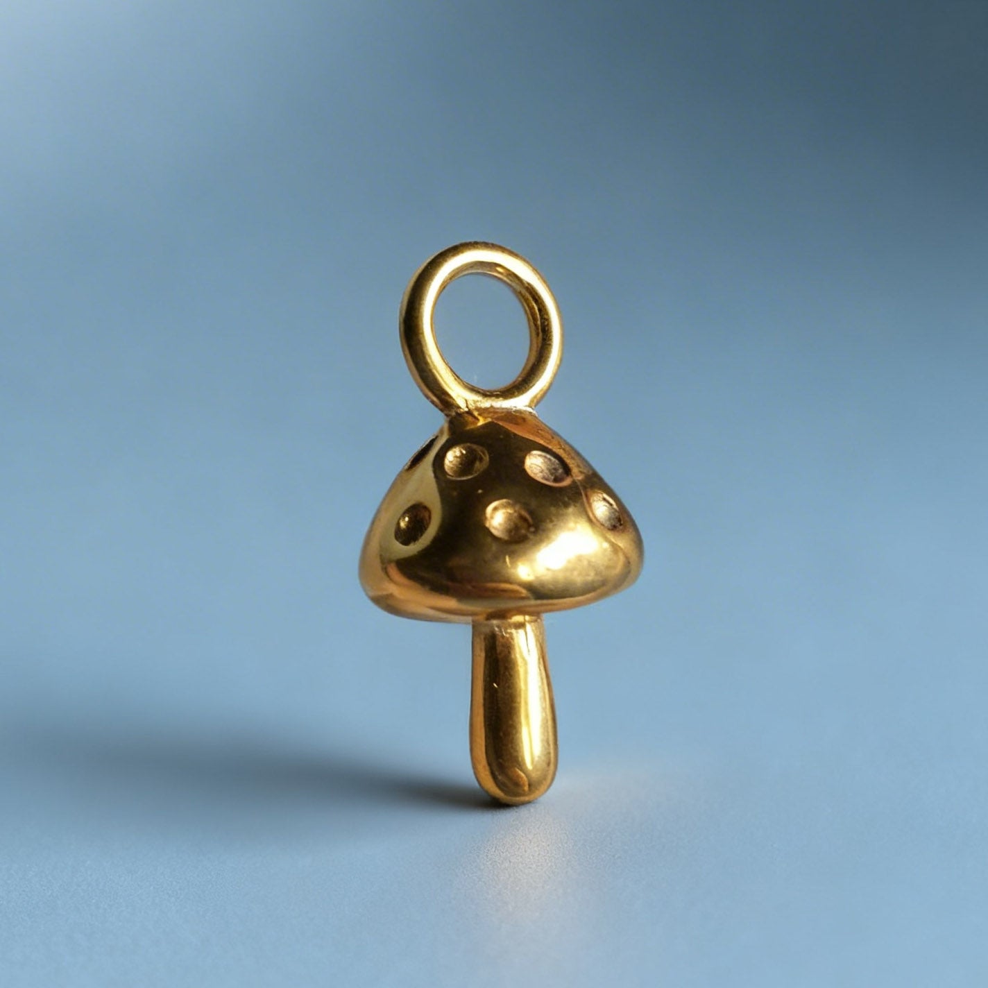 Golden Toadstoll Charm