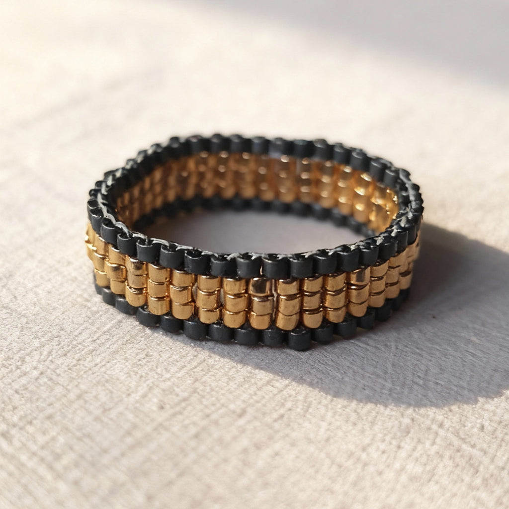 Duracoat Gold-Plated & Charcoal Beaded Ring