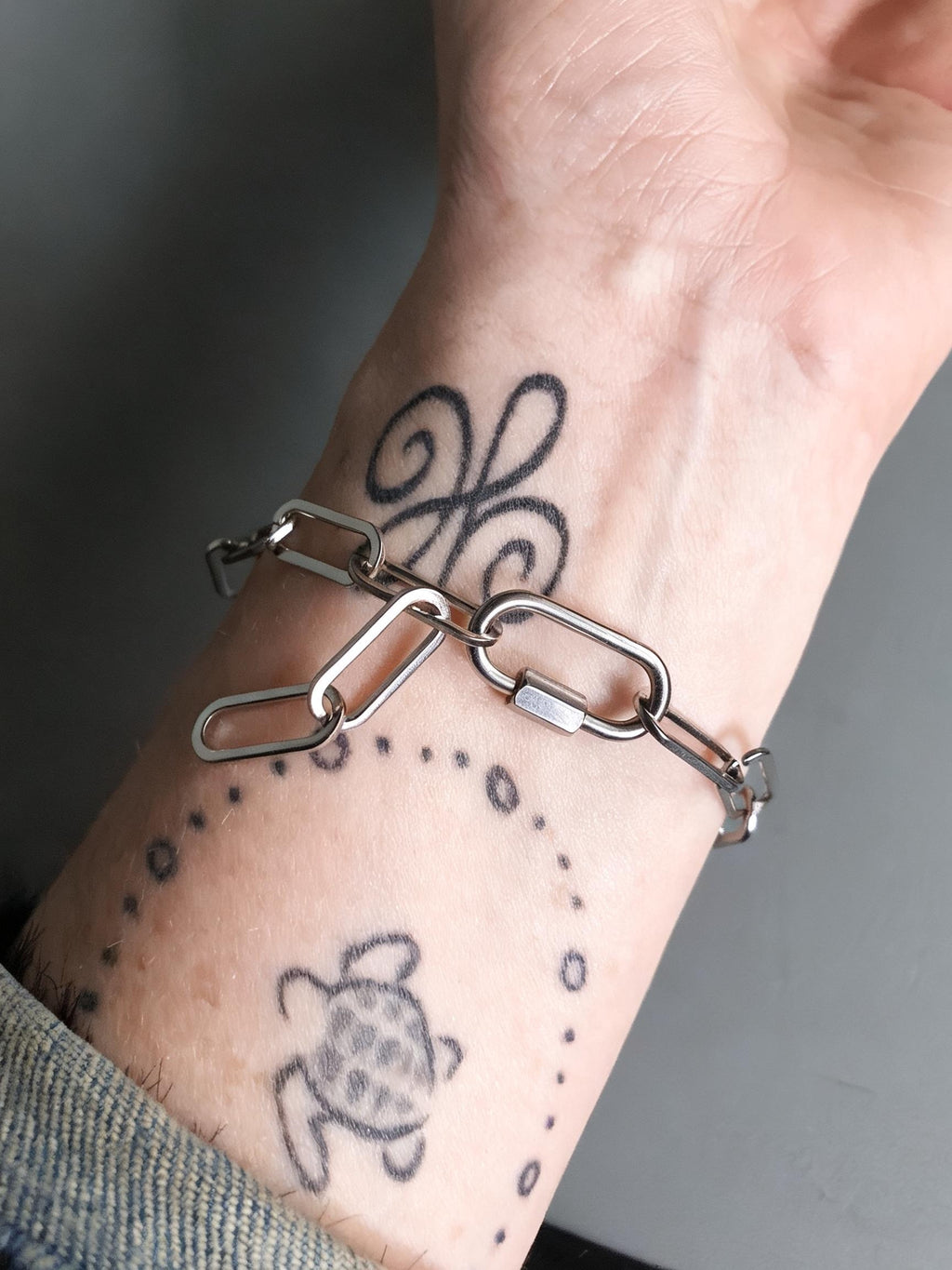 Silver Chunky Paperclip Chain Bracelet with Freedom Lock