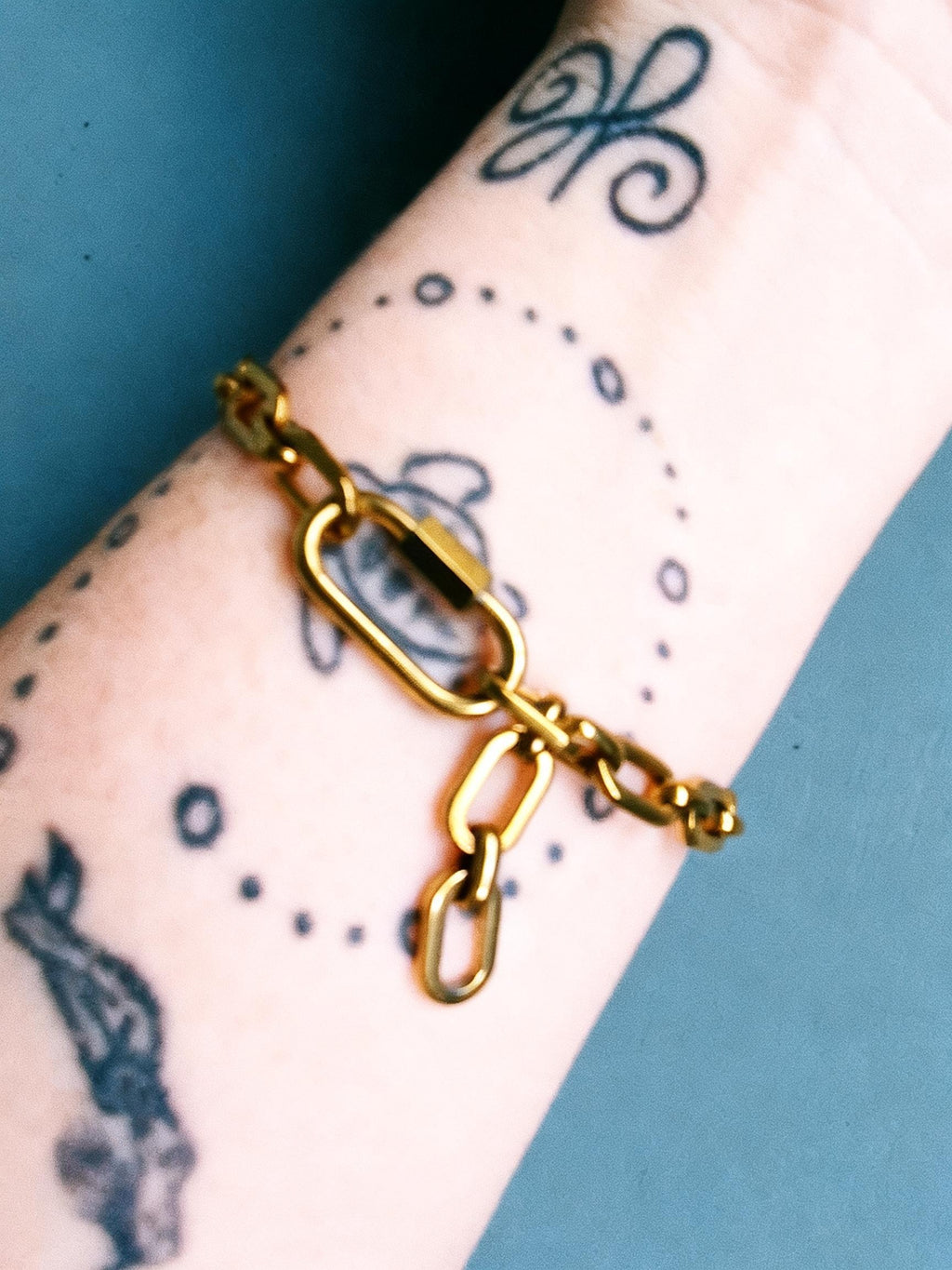 Gold Link Chain Bracelet with Freedom Lock